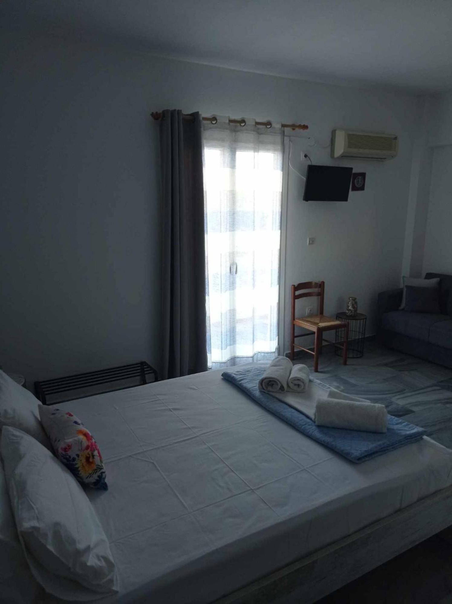 Kantouni Guest House By The Sea Баци Стая снимка