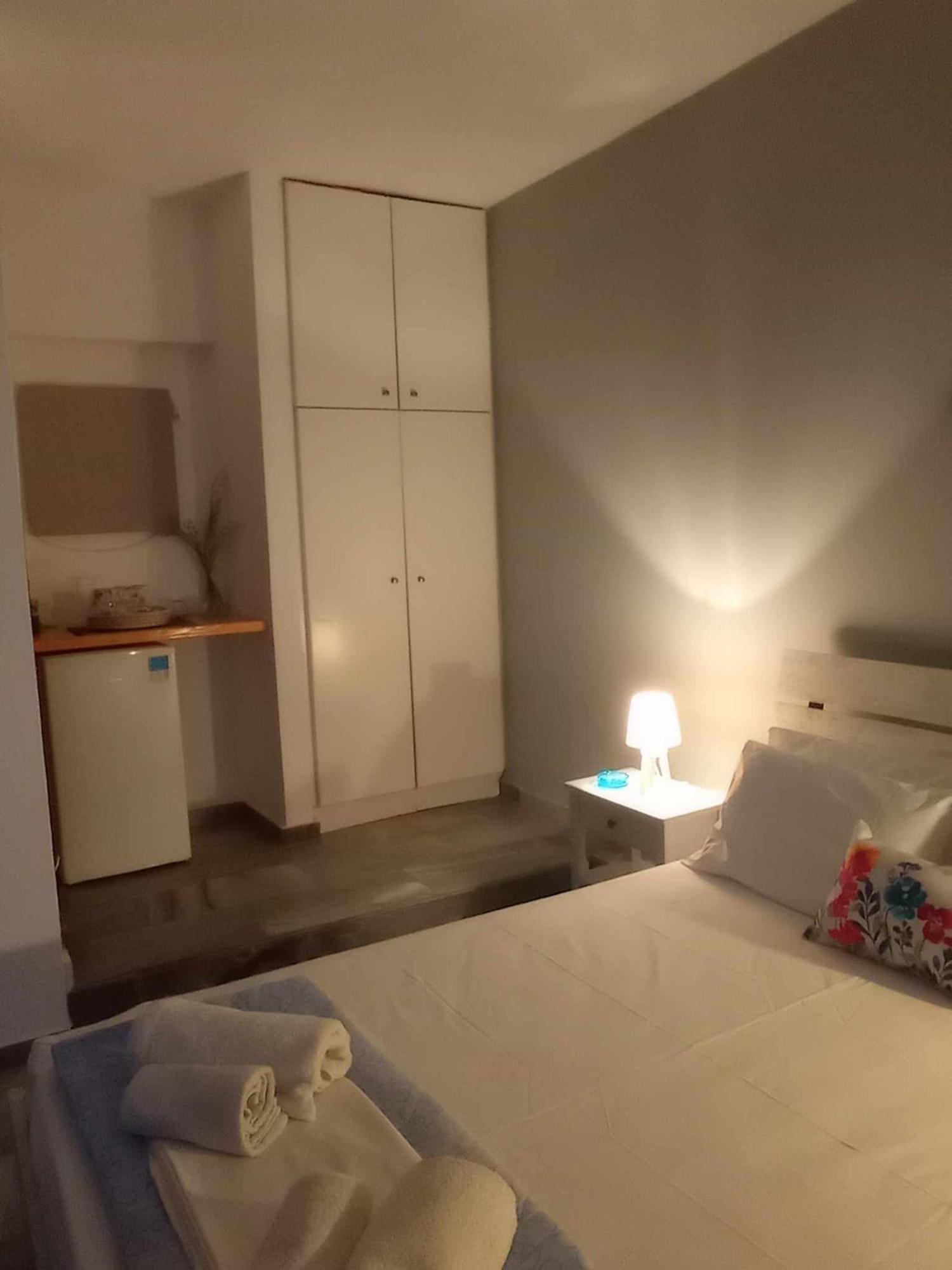Kantouni Guest House By The Sea Баци Стая снимка