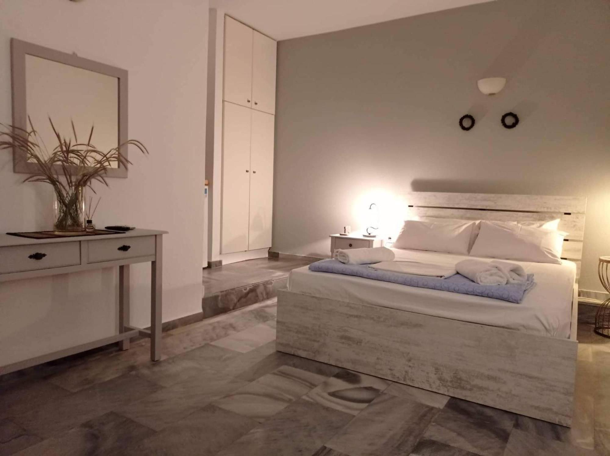 Kantouni Guest House By The Sea Баци Стая снимка
